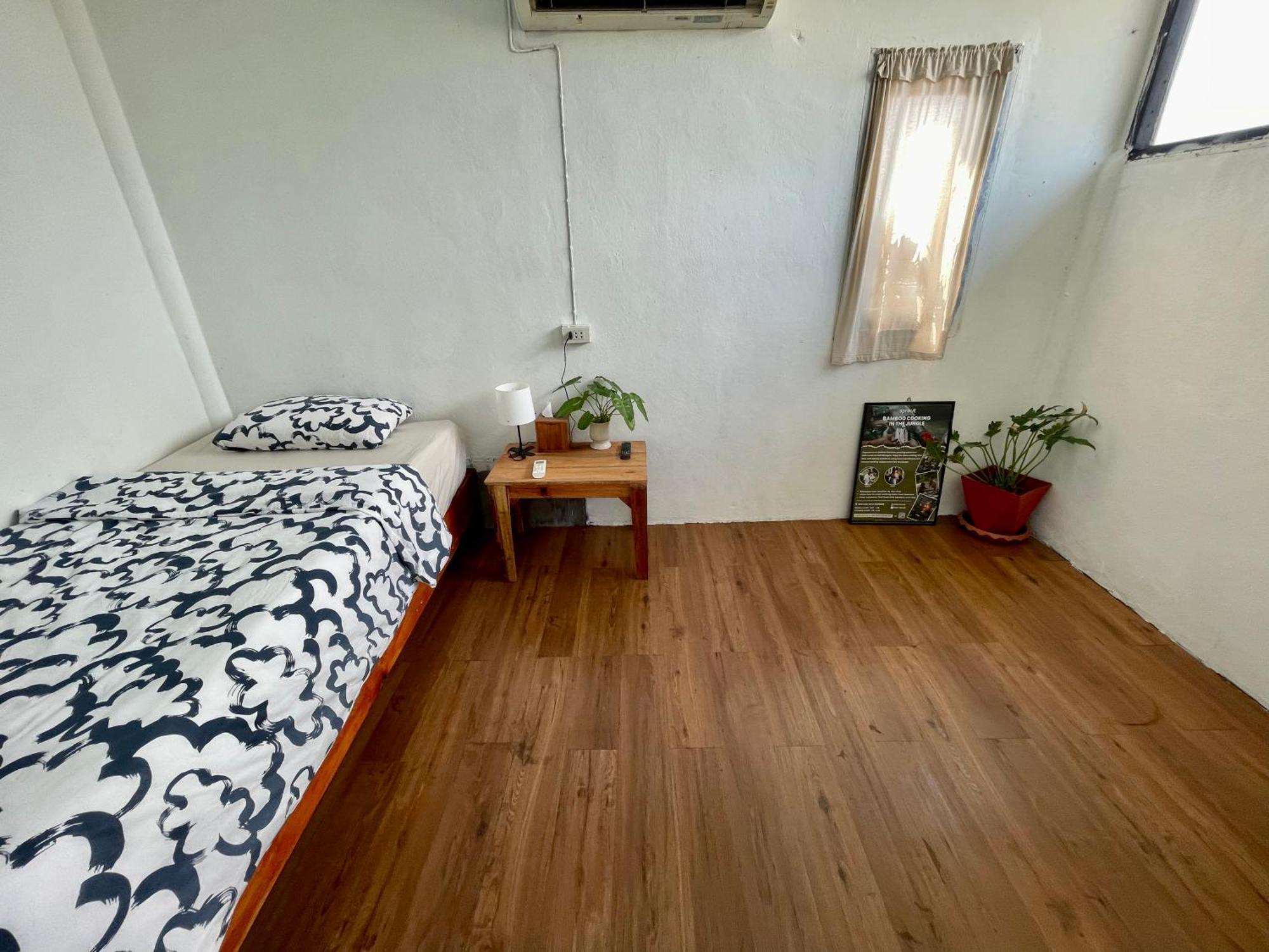 Budget Room Koh Phangan Pier With Ac 外观 照片