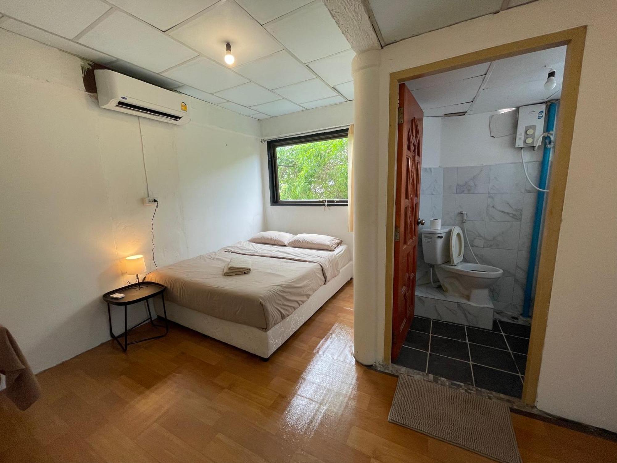 Budget Room Koh Phangan Pier With Ac 外观 照片